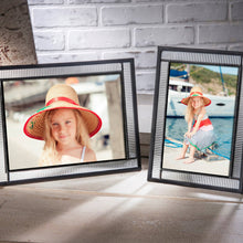Load image into Gallery viewer, J Devlin Glass Art - Fluted Glass Picture Frame 4x6 322-46HV