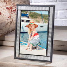 Load image into Gallery viewer, J Devlin Glass Art - Fluted Glass Picture Frame 4x6 322-46HV