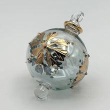 Load image into Gallery viewer, Dandarah (Ships from USA) - Blown Glass Small Ornament - Colored Snow Flake: Green