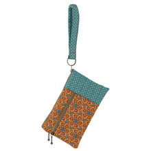 Load image into Gallery viewer, Beetle Wristlet 183 Spindle Citrus
