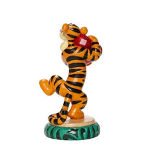 Load image into Gallery viewer, DSTRA Tigger Holding Heart