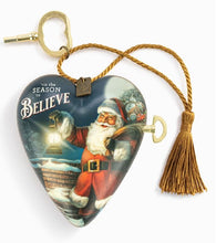 Load image into Gallery viewer, Merry Christmas Musical Art Heart
