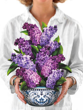 Load image into Gallery viewer, Fresh Cut Garden Lilacs