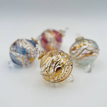 Load image into Gallery viewer, Dandarah (Ships from USA) - Blown Glass Small Ornament - Garland: Light Blue