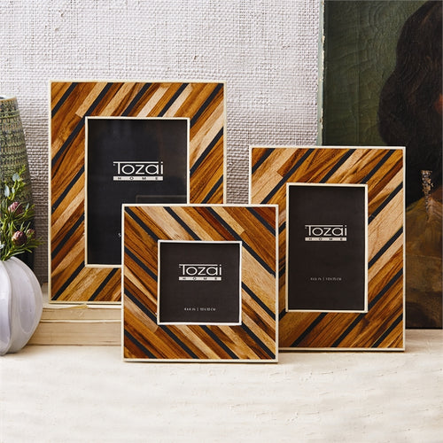 Wood Striped Frame